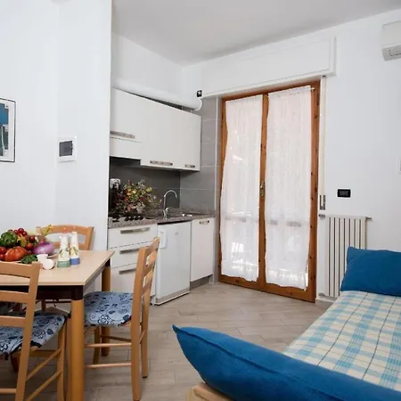 Appartement Geraumige Und Moderne Ferienwohnung An Der Italienischen Riviera Zwischen Alassio Und Finale Ligure