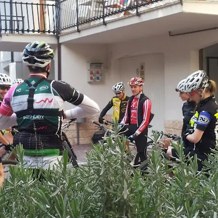 Geraumige Und Moderne Ferienwohnung An Der Italienischen Riviera Zwischen Alassio Und Finale Ligure * Pietra Ligure